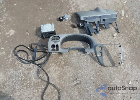 2004 Chevrolet Trailblazer Lt из США, поврежденный, VIN 1GNDT13S942252844